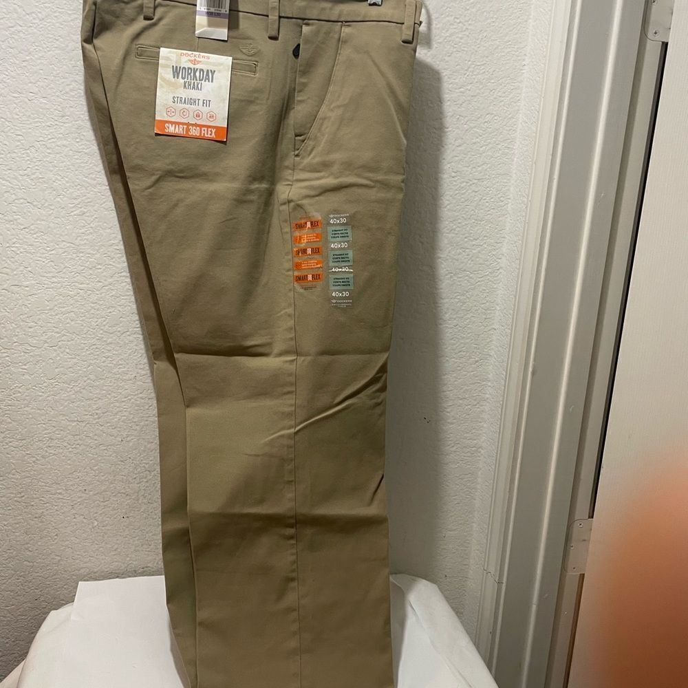 Men's Dockers Straight-Fit Workday Khaki Smart 360 Flex Pants 38x30